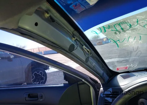 2002 Honda Civic Lx z USA, uszkodzony, nr VIN 1HGEM22592L024251